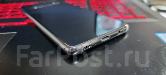 Samsung Galaxy S10+. �/�, 512 ��, ������, 3G, 4G LTE, 5G, NFC. ��� ����� �� �����-���������� ����