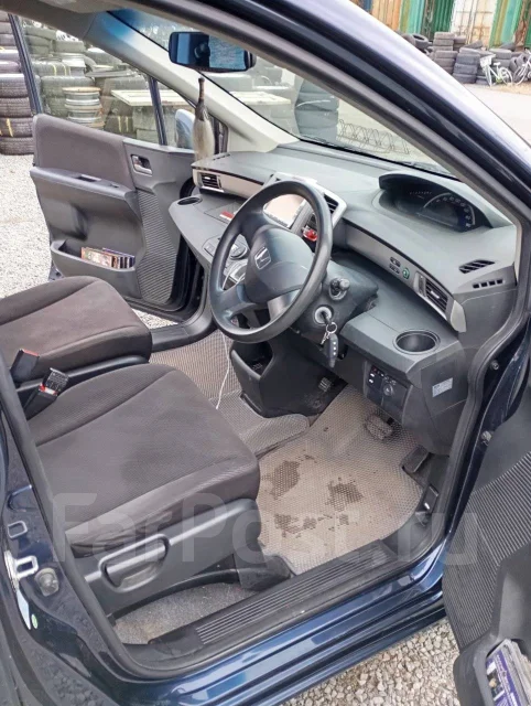 Honda Freed. ��������, ��������, 1.5 (118��.�.), ������, 128 000����. �� ����
