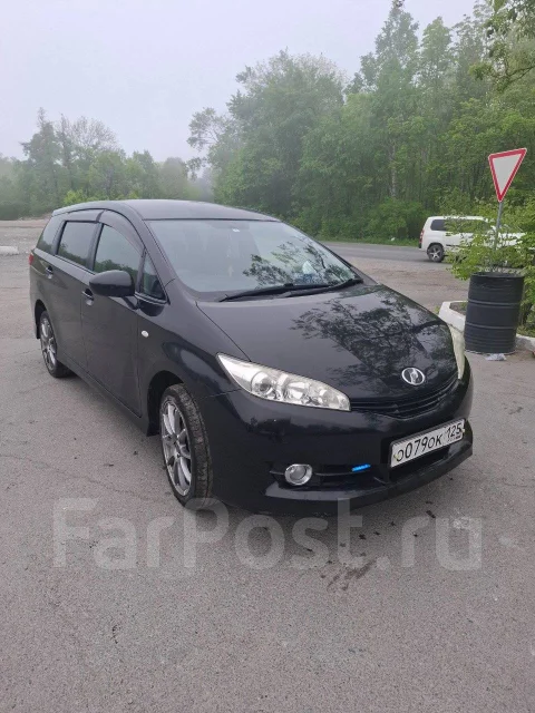Toyota Wish. ��������, 4wd, 1.8 (133��.�.), ������, 133 000����. �� ����