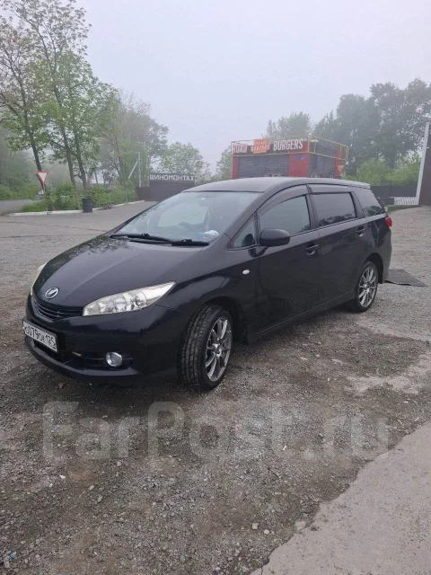 Toyota Wish. ��������, 4wd, 1.8 (133��.�.), ������, 133 000����. �� ����