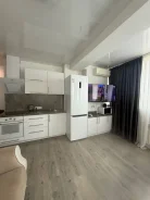 2-���������, ����� ������ 8/2. ������� ����, 45���.��., 15/22 ����, ������������� ������. ����� ����