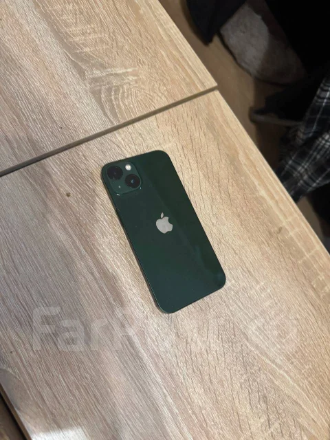 Apple iPhone 13. �/�, 128 ��, �������, 4G LTE, 5G ����