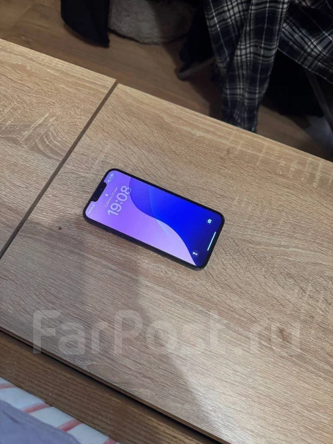 Apple iPhone 13. �/�, 128 ��, �������, 4G LTE, 5G ����