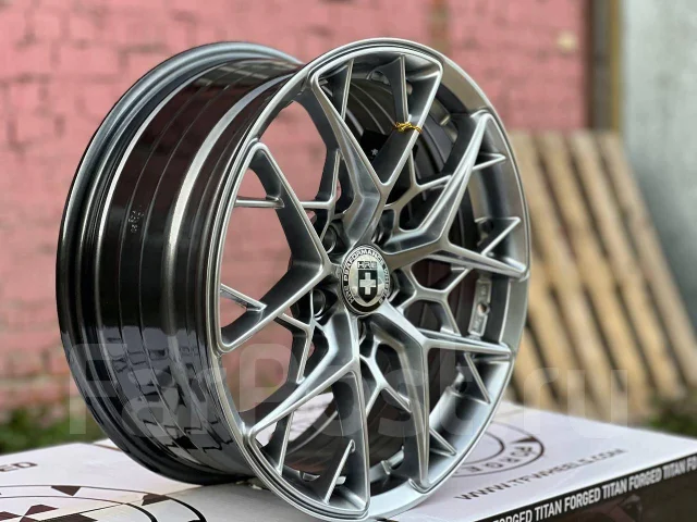 HRE. 6.5x15", 5x100, ET38, �� 73,1���. ����