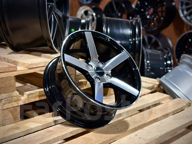 Vossen CV3-R. 7.0x15", 4x100, ET30, �� 73,1���. ����