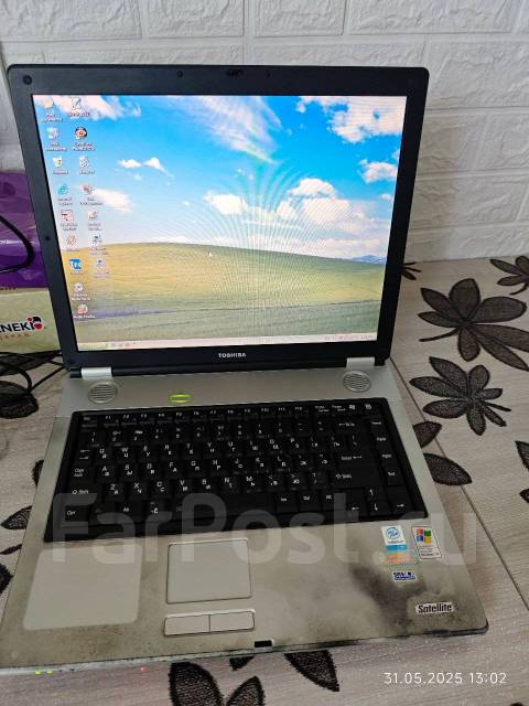 Toshiba Satellite ����