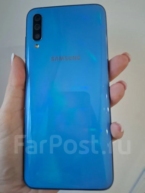 Samsung Galaxy A70. �/�, 128 ��, ����� ����