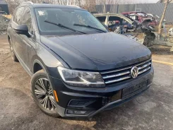 Volkswagen Tiguan ����