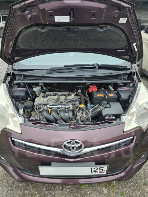 Toyota Ractis. ��������, 4wd, 1.5 (103��.�.), ������, 142 361����. �� ����