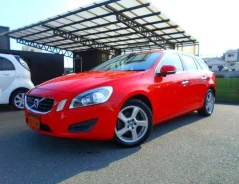 Volvo V60. �������, ��������, 1.6 (180��.�.), ������, 77 000����. ��, �/�. ��� ����� �� ������������ ����