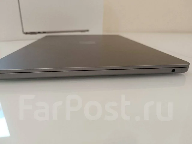 Apple MacBook Air 13. 13.3", ��� 8 ��, WiFi: 1, Bluetooth: 1, ����������� �� 16��. ����