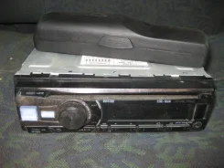 Alpine CDE-182R ����