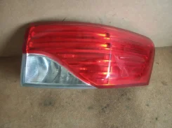 ����-������ ������ 0531 Toyota Avensis, ZRT272 81550-05280 ����