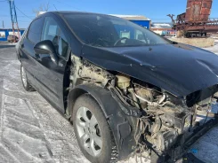 Peugeot 308 ����
