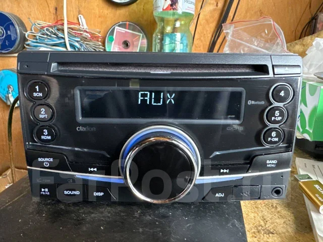 Clarion CX315 ����