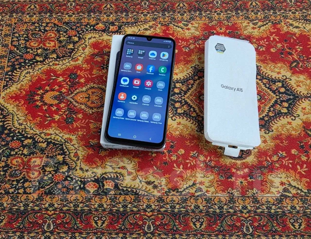Samsung Galaxy A15. �����, 256 ��, �����, 3G, 4G LTE, 5G, Dual-SIM, ����������, NFC ����