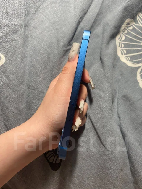 Apple iPhone 13. �/�, 256 ��, �����, 3G, 4G LTE ����