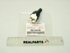 �����������-���������� ���� ������� - Original 100% Mitsubishi ���. MN103232 MN103232 ����