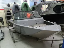����� Volzhanka 44 Fish. 2024 ���, ����� 4,4��., ��������� ��� ���������, 40��.�., ������ ����