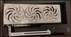 Radeon RX 7900 GRE ����