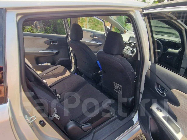 Toyota Wish. �������, ��������, 1.8 (144��.�.), ������, 175����. �� ����