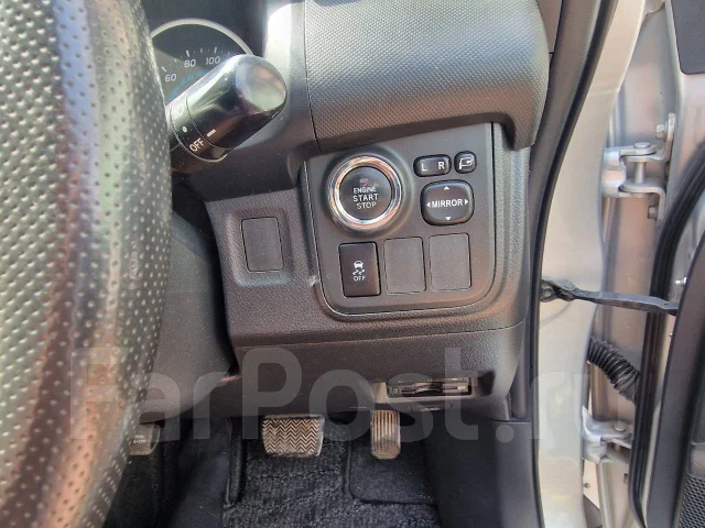 Toyota Wish. �������, ��������, 1.8 (144��.�.), ������, 175����. �� ����