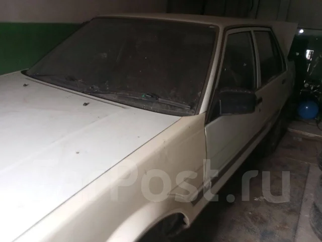 Toyota Corolla. ��������, ��������, 1.5 (86��.�.), ������, 300 000����. �� ����