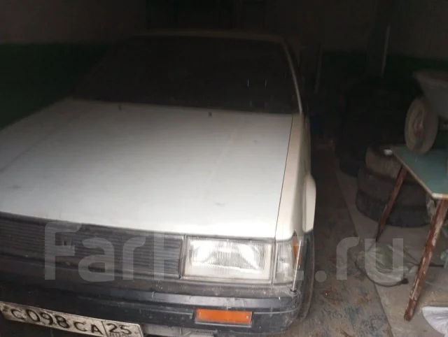 Toyota Corolla. ��������, ��������, 1.5 (86��.�.), ������, 300 000����. �� ����