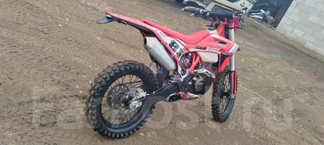 Regulmoto Holeshot Red Edition. 300����. ��., ��������, ���������, ������ �� �� ����