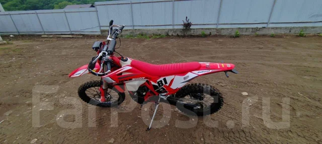 Regulmoto Holeshot Red Edition. 300����. ��., ��������, ���������, ������ �� �� ����