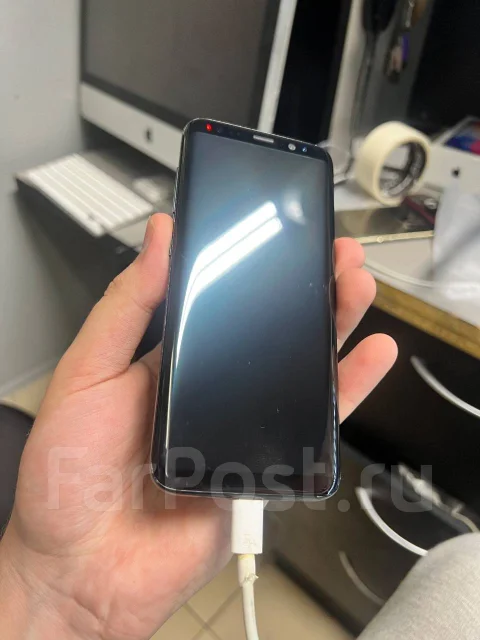 Samsung Galaxy S8. �/�, 64 ��, 3G, 4G LTE, Dual-SIM, NFC ����