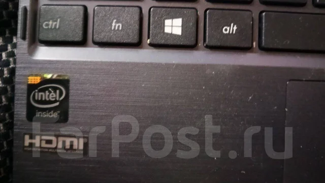 Asus. 11", 1,6����, ��� 2048 ��, ���� 64���, WiFi: 1, Bluetooth: 1, ����������� �� 3��. ����
