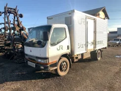 Mitsubishi Fuso Canter ����