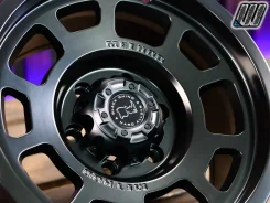 MLJ Black Rhino Razorback. 8.0x16", 6x139.7, ET0, �� 110,1���. ��� ����� �� ���� ����