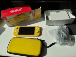 Nintendo Switch Lite ����