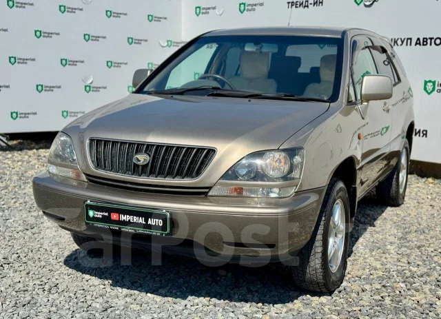 Toyota Harrier. �������, 4wd, 2.2 (140��.�.), ������, 197 000����. �� ����