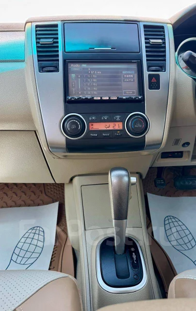 Nissan Tiida. �������, ��������, 1.5 (109��.�.), ������, 98 000����. �� ����