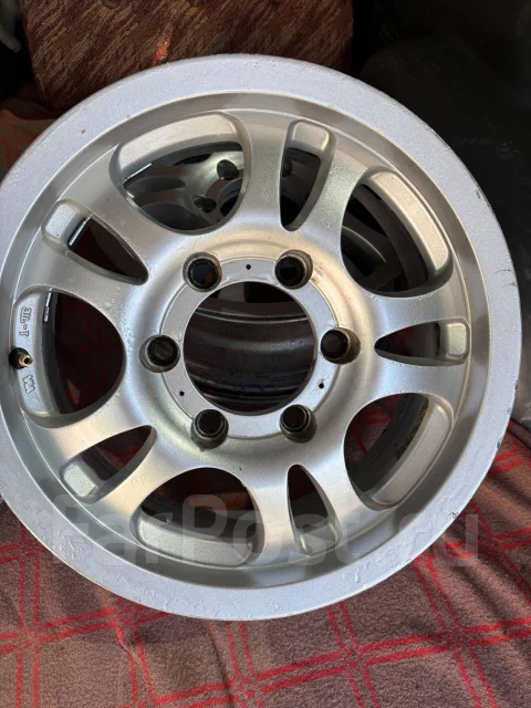 Jic. x15", 6x139.7 ����