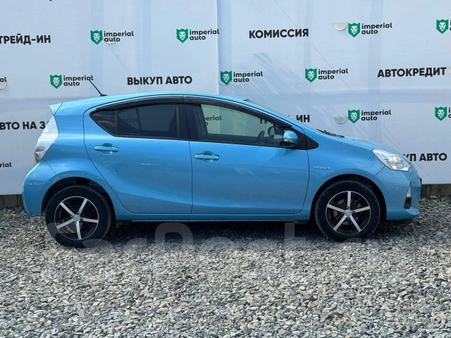 Toyota Aqua. �������, ��������, 1.5 (74��.�.), ������, 138 000����. �� ����
