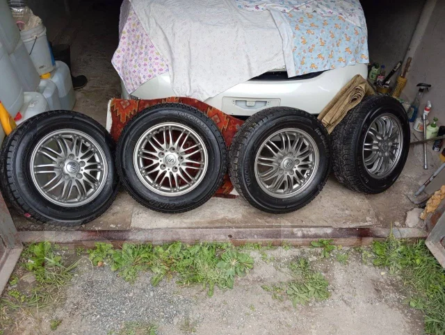 Alpina. x15", 5x114.3, ET45 ����