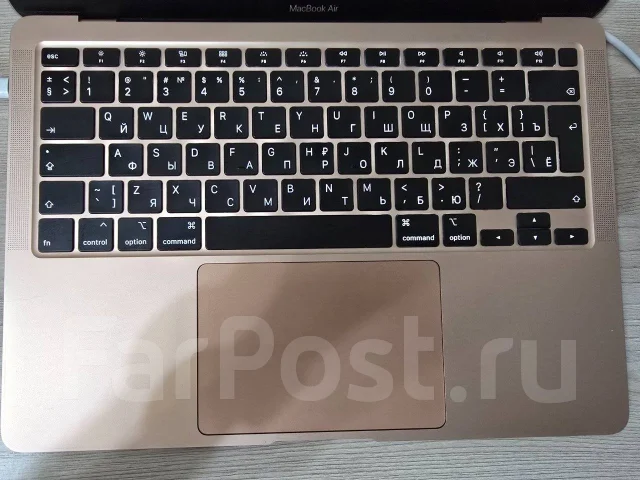 Apple MacBook Air 13 2020. 13.4", 1,1����, ��� 8 ��, ���� 256���, WiFi: 1, Bluetooth: 1, ����������� �� 6��. ����