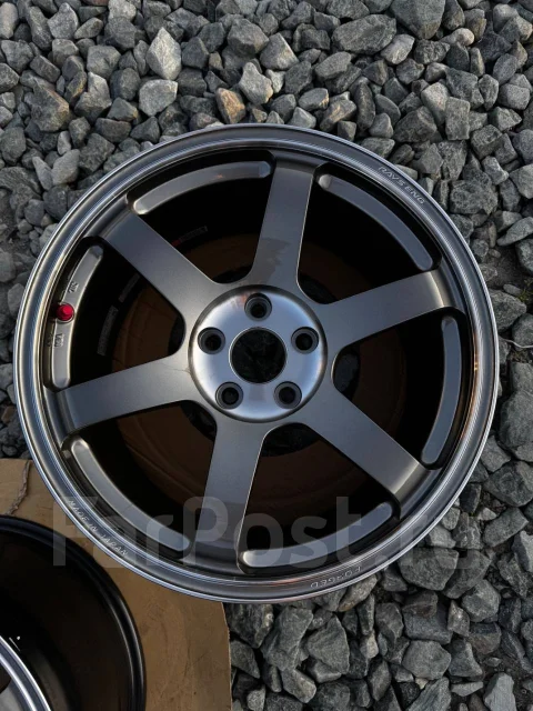RAYS Volk Racing TE37 Saga SL. 9.5x18", 5x114.3, ET45 ����