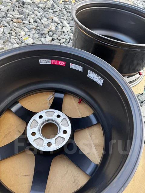 RAYS Volk Racing TE37 Saga SL. 9.5x18", 5x114.3, ET45 ����