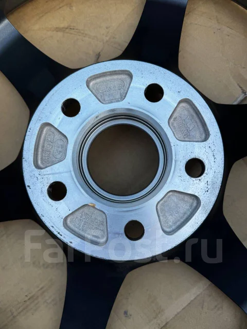 RAYS Volk Racing TE37 Saga SL. 9.5x18", 5x114.3, ET45 ����