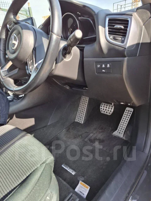 Mazda Axela. �������, ��������, 1.5 (110��.�.), ������, 30 000����. �� ����