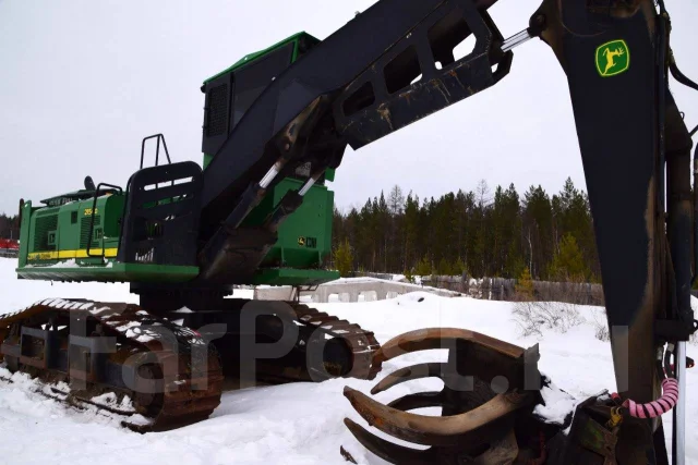 John Deere. 2154D ����