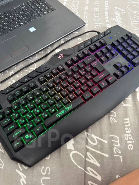 MSI. WiFi: 1, Bluetooth: 1 ����