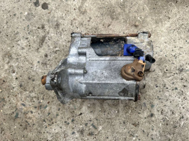 ������� Subaru Legacy BE5 23300AA221 ����