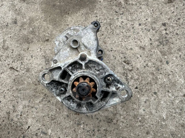 ������� Subaru Legacy BE5 23300AA221 ����