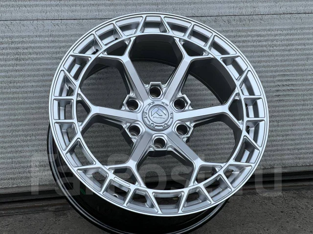 Fuel Off-Road. 9.0x20", 6x139.7, ET1, �� 110���. ����